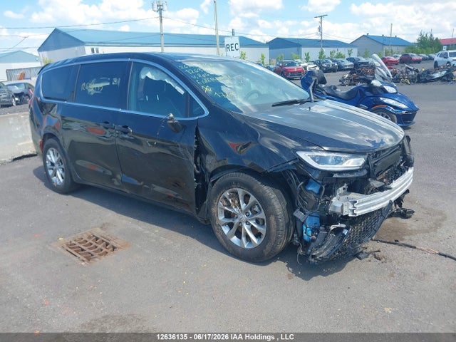 2C4RC1GG4TR206262 auction archive image