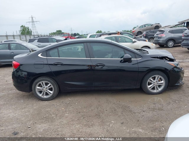 1G1BE5SM0J7137724 Chevrolet Cruze Lt Auto