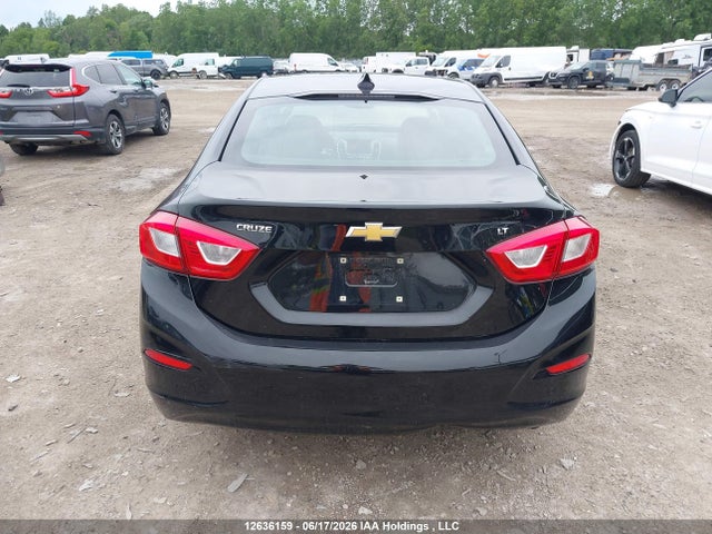 1G1BE5SM0J7137724 Chevrolet Cruze Lt Auto