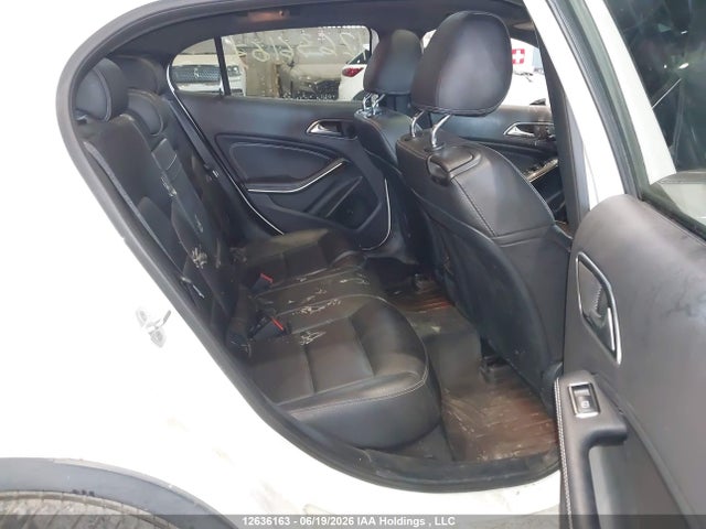 WDCTG4GB0HJ325304 Mercedes-Benz Gla 250 4matic