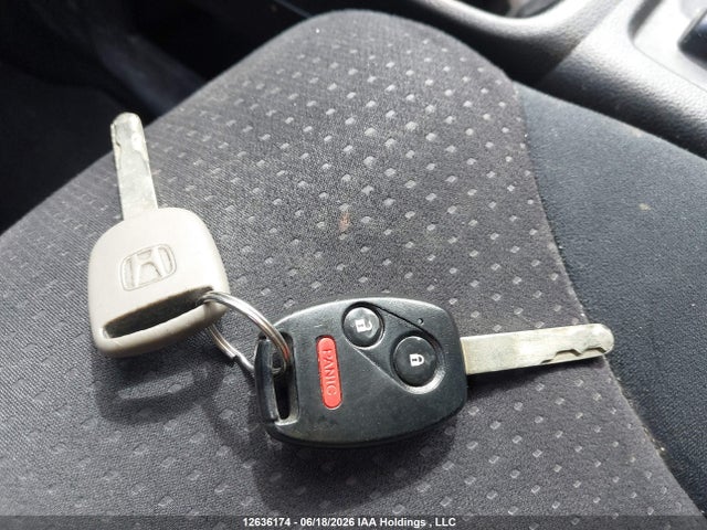 12636174 :رقم المزاد ، 2HKRM4H58CH110532 vin ، 2012 Honda Cr-v مزاد بيع