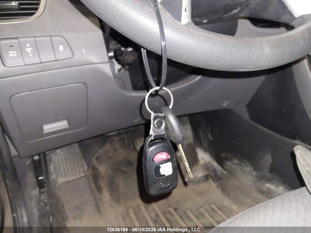 Продаж на аукціоні авто 2012 Hyundai Elantra Gls/limited, vin: 5NPDH4AE4CH123531, номер лоту: 12636184