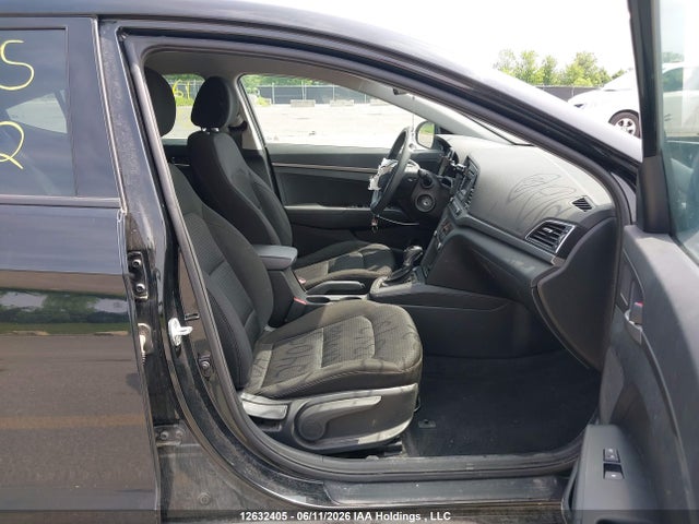2017 Hyundai Elantra Le მანქანა იყიდება აუქციონზე, vin: 5NPD74LF7HH052342, აუქციონის ნომერი: 12632405
