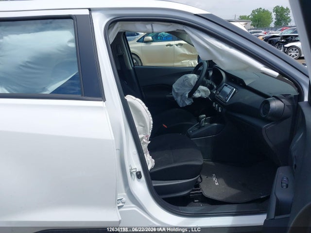 Nissan kicks play 2025 3N1CP5BV1SL507299 Image 5