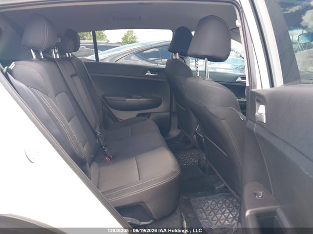 Продажа на аукционе авто 2019 Kia Sportage Lx, vin: KNDPMCAC6K7614025, номер лота: 12636205