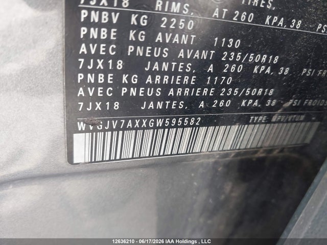WVGJV7AXXGW595582 Volkswagen Tiguan