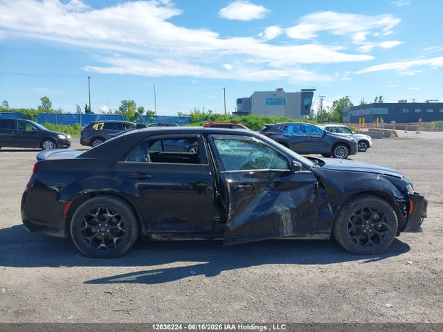 Chrysler 300 S 2022 2C3CCAGG7NH150983 Image 13