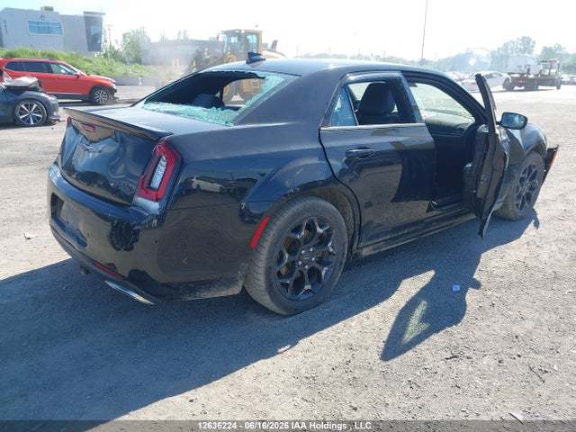 Chrysler 300 S 2022 2C3CCAGG7NH150983 Image 4
