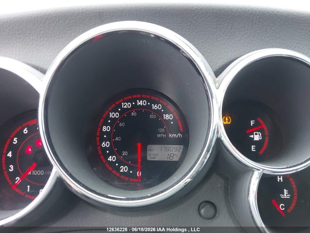 Продажа на аукционе авто 2005 Toyota Corolla Matrix Xr, vin: 2T1LR32E15C873119, номер лота: 12636226