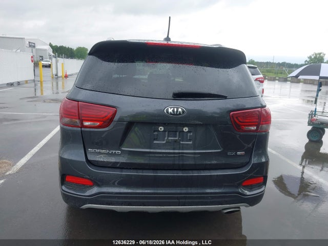 KIA Sorento 2019 5XYPHDA38KG505708 Image 17