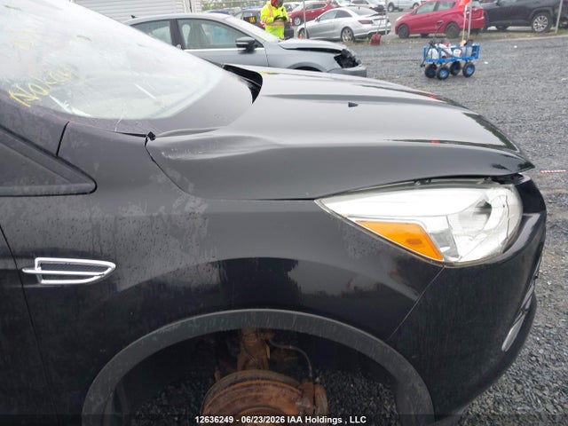 12636249 :رقم المزاد ، 1FMCU9J91EUC94457 vin ، 2014 Ford Escape Titanium مزاد بيع