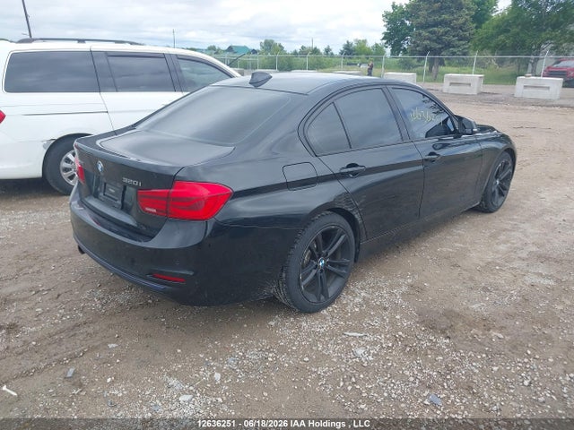 WBA8A3C50GK690868 BMW 320i Xdrive