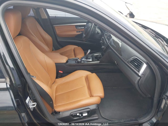 WBA8A3C50GK690868 BMW 320i Xdrive