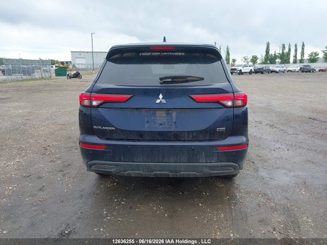 12636255 :رقم المزاد ، JA4J4UA82RZ614605 vin ، 2024 Mitsubishi Outlander Es مزاد بيع