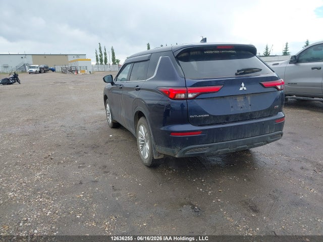 12636255 :رقم المزاد ، JA4J4UA82RZ614605 vin ، 2024 Mitsubishi Outlander Es مزاد بيع