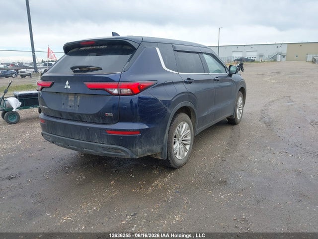 12636255 :رقم المزاد ، JA4J4UA82RZ614605 vin ، 2024 Mitsubishi Outlander Es مزاد بيع