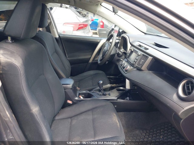 Toyota RAV4 LE 2015 2T3BFREV0FW295105 Image 5