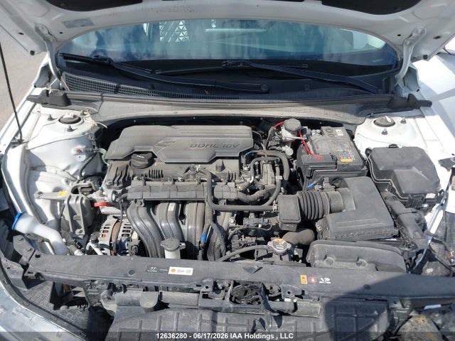 KMHLM4AG3NU312765 Hyundai Elantra Preferred Ivt With Sun And Tech Package