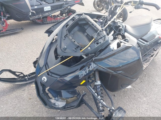 Skidoo Renegade 2024 2BPSMBRB5RV000244 Image 6