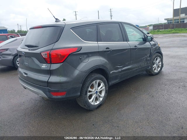 Ford ESCAPE SE 2019 1FMCU9GD4KUC59046 Image 4