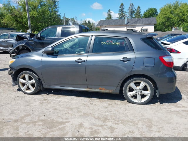12636292 :رقم المزاد ، 2T1LE4EE6AC016186 vin ، 2010 Toyota Matrix مزاد بيع