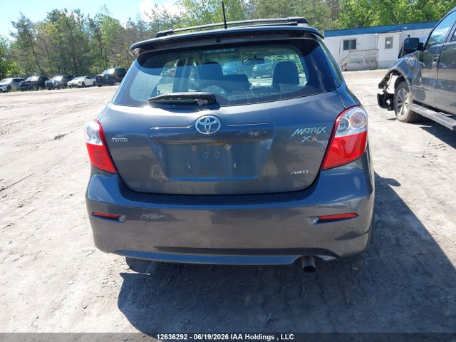 12636292 :رقم المزاد ، 2T1LE4EE6AC016186 vin ، 2010 Toyota Matrix مزاد بيع