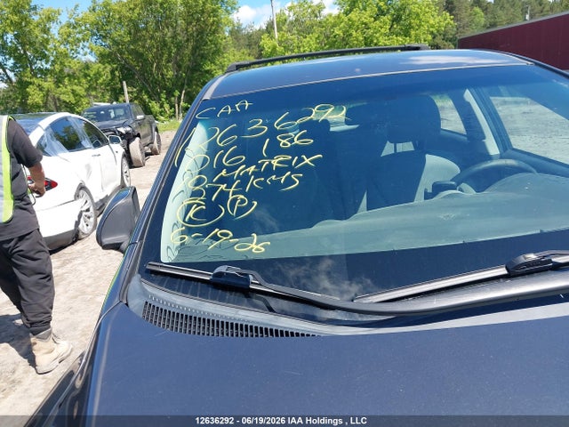 12636292 :رقم المزاد ، 2T1LE4EE6AC016186 vin ، 2010 Toyota Matrix مزاد بيع