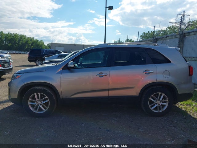 12636294 :رقم المزاد ، 5XYKTCA60FG568210 vin ، 2015 Kia Sorento Lx مزاد بيع