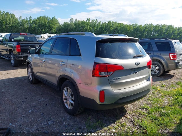 12636294 :رقم المزاد ، 5XYKTCA60FG568210 vin ، 2015 Kia Sorento Lx مزاد بيع