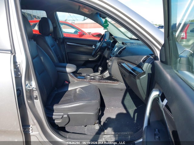KIA SORENTO LX 2015 5XYKTCA60FG568210 Image 5