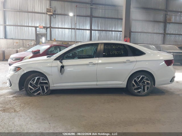 3VWGM7BU5NM019057 Volkswagen JETTA SEL