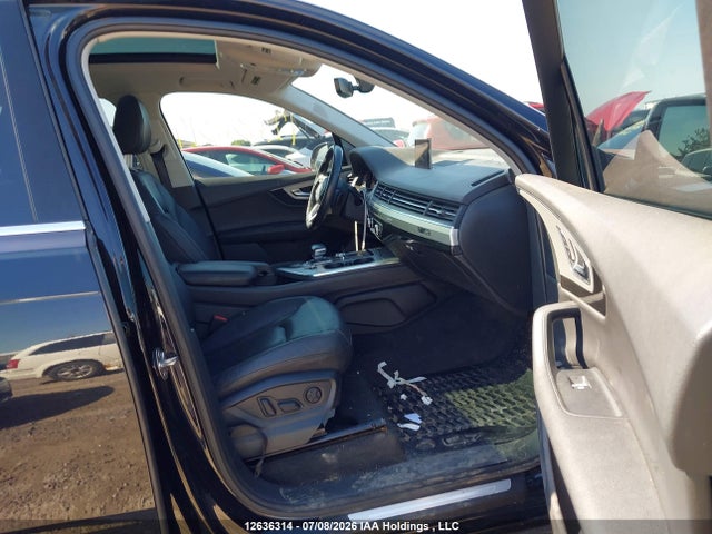 Audi Q7 Prestige 2017 WA1VAAF78HD031749 Image 5