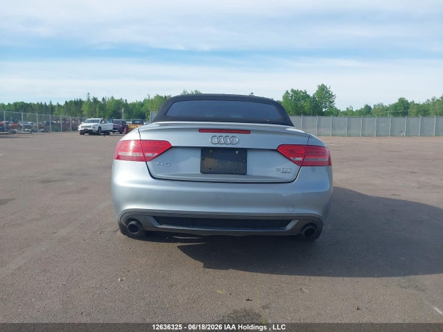 Продаж на аукціоні авто 2011 Audi A5 2.0t Premium, vin: WAUMFBFH9BN021473, номер лоту: 12636325