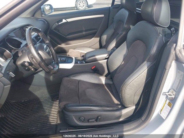 Продаж на аукціоні авто 2011 Audi A5 2.0t Premium, vin: WAUMFBFH9BN021473, номер лоту: 12636325