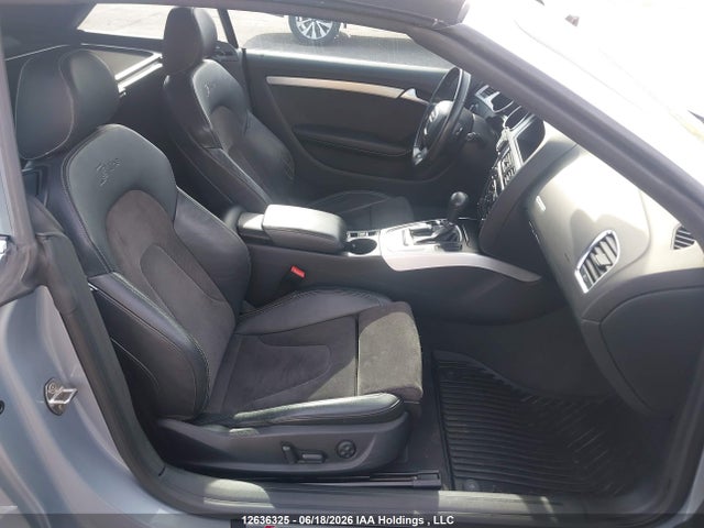 Продаж на аукціоні авто 2011 Audi A5 2.0t Premium, vin: WAUMFBFH9BN021473, номер лоту: 12636325