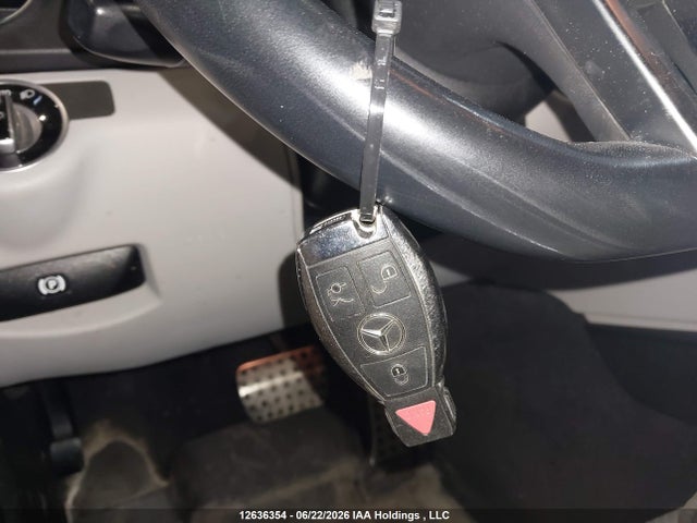 Продажа на аукционе авто 2012 Mercedes-benz C-class, vin: WDDGF8BB2CA685195, номер лота: 12636354