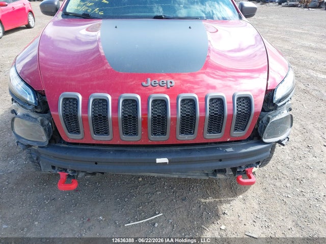 12636388 :رقم المزاد ، 1C4PJMBS6HW555383 vin ، 2017 Jeep Cherokee Trailhawk مزاد بيع