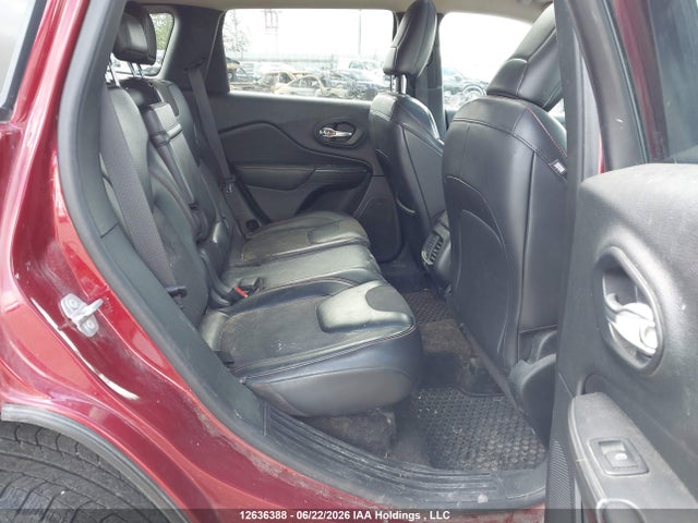 12636388 :رقم المزاد ، 1C4PJMBS6HW555383 vin ، 2017 Jeep Cherokee Trailhawk مزاد بيع