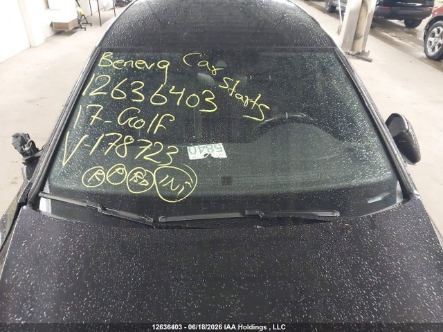 12636403 :رقم المزاد ، WVWVF7AU7HW178723 vin ، 2017 Volkswagen Golf R 2.0 Tsi مزاد بيع