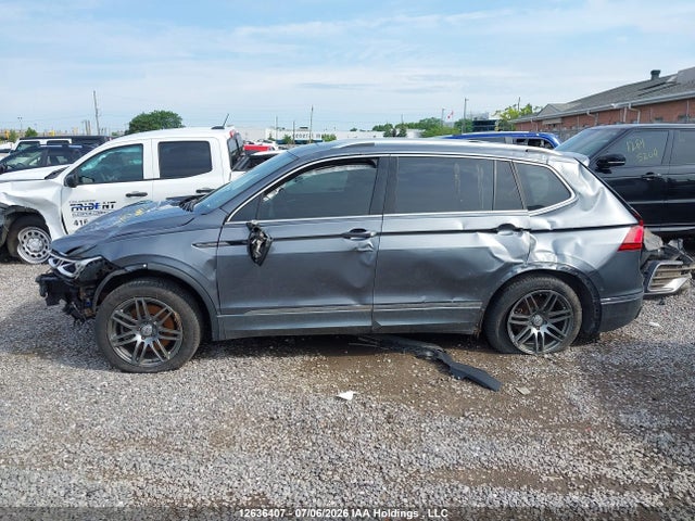 3VV4B7AX2NM087034 Volkswagen Tiguan Highline R-line