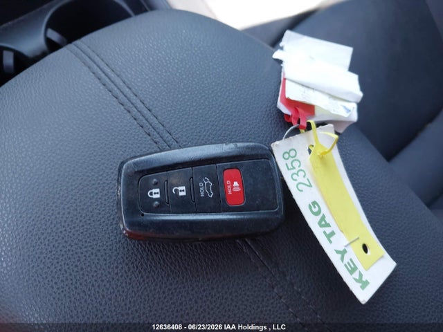 2019 Toyota Rav4 მანქანა იყიდება აუქციონზე, vin: 2T3R1RFV2KW036623, აუქციონის ნომერი: 12636408