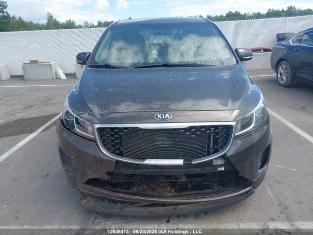 12636413 :رقم المزاد ، KNDMB5C16H6251367 vin ، 2017 Kia Sedona Lx مزاد بيع
