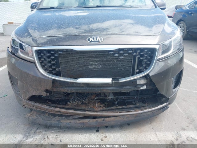 12636413 :رقم المزاد ، KNDMB5C16H6251367 vin ، 2017 Kia Sedona Lx مزاد بيع