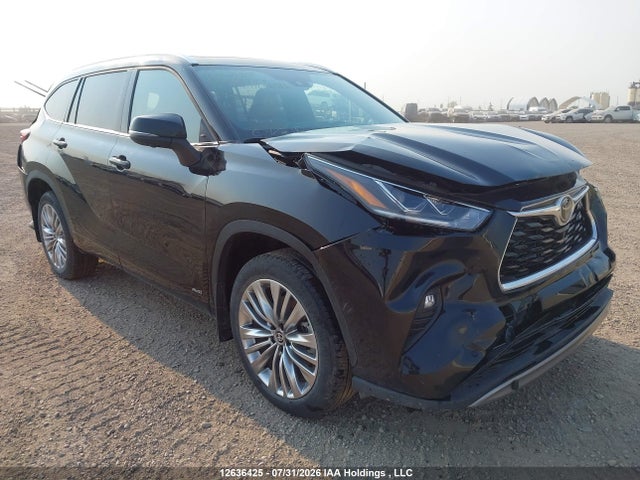 Aukcja sprzedaży 2026 Toyota Highlander Hybrid Limited/hybrid Platinum, vin: 5TDEBRCH6TS699982, numer aukcji: 12636425