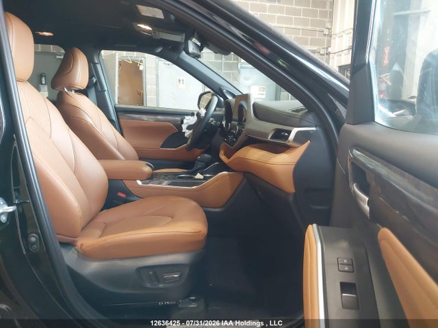 5TDEBRCH6TS699982 Toyota Highlander Hybrid Limited/hybrid Platinum