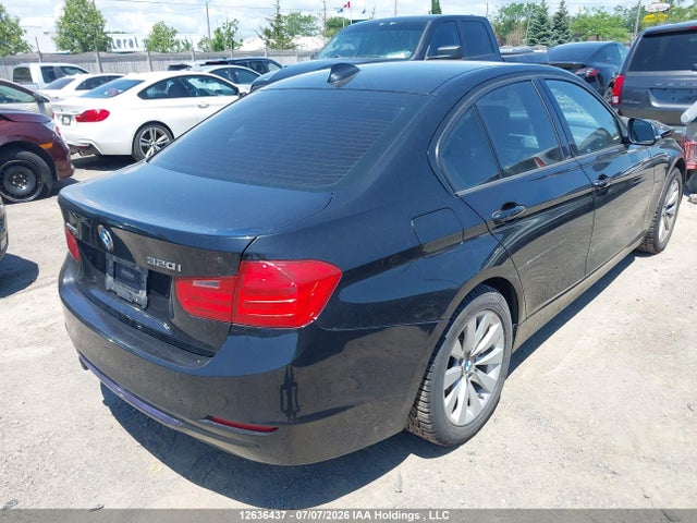 BMW 320i Xdrive 2015 WBA3C3G57FNT52265 Image 4