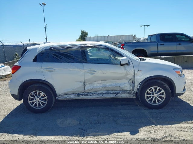 JA4AH3AU7JZ605222 Mitsubishi Rvr Es/se