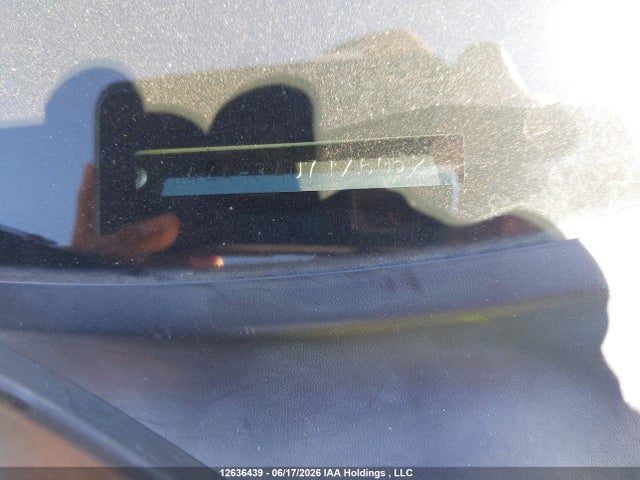 JA4AH3AU7JZ605222 Mitsubishi Rvr Es/se
