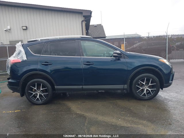 Продажа на аукционе авто 2017 Toyota Rav4 Se, vin: 2T3JFREV9HW665613, номер лота: 12636447