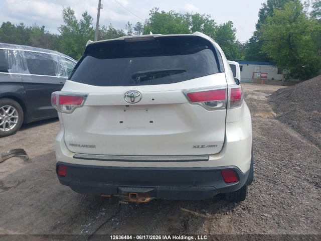Toyota Highlander Xle 2015 5TDJKRFH8FS201327 Image 16